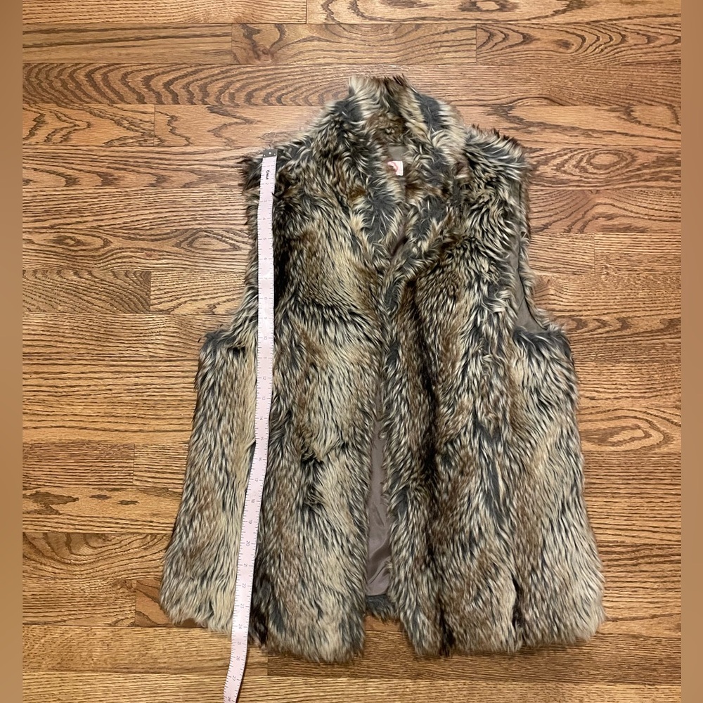 Women's Faux Fur Vest